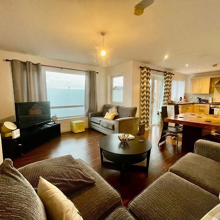 2 Bedroom City-Centre Apartment With Free Parking เบลฟาสต์ ภายนอก รูปภาพ